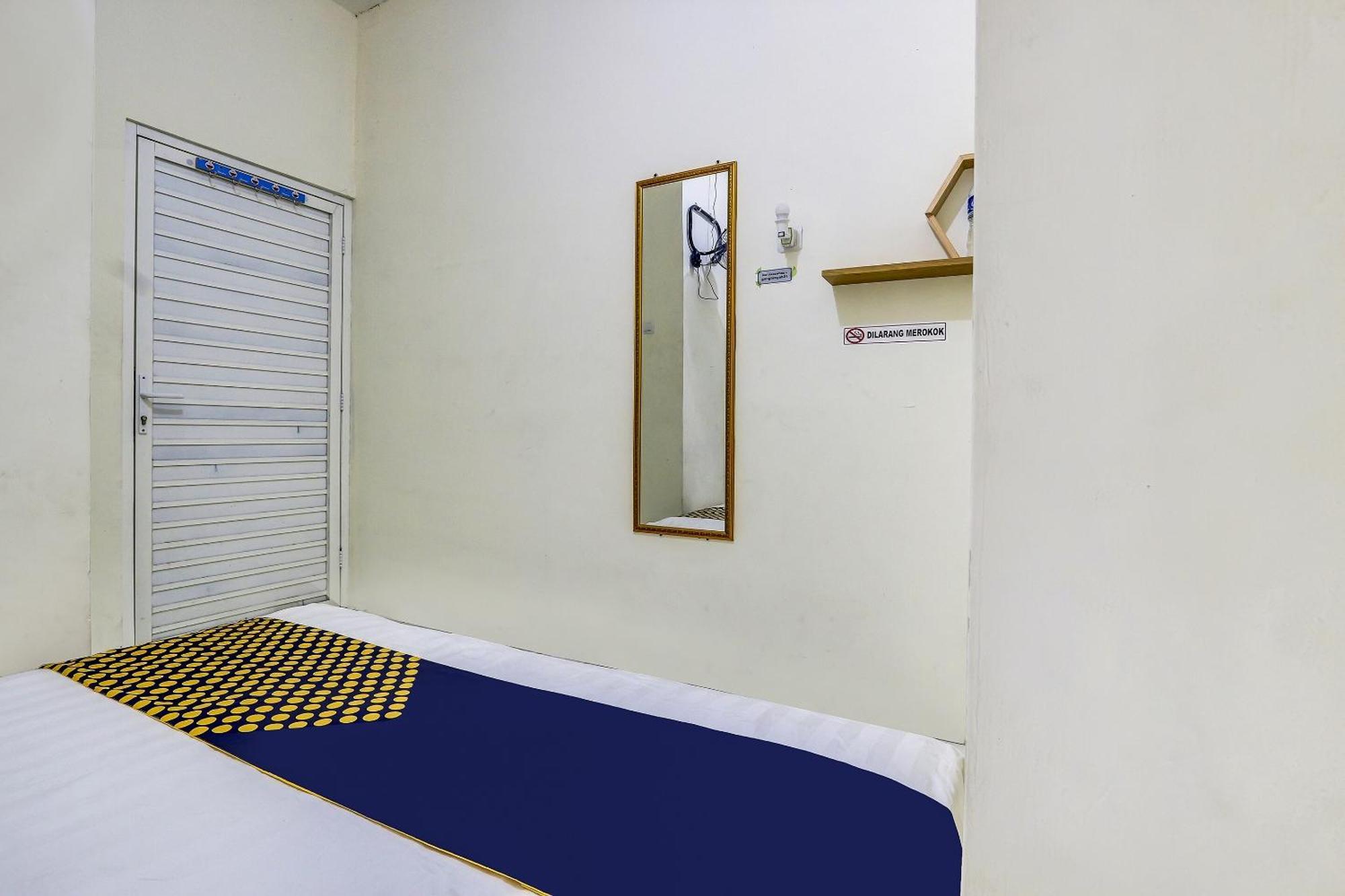 Spot On 90780 Gang Tengah Homestay Syariah Semarang Exterior foto